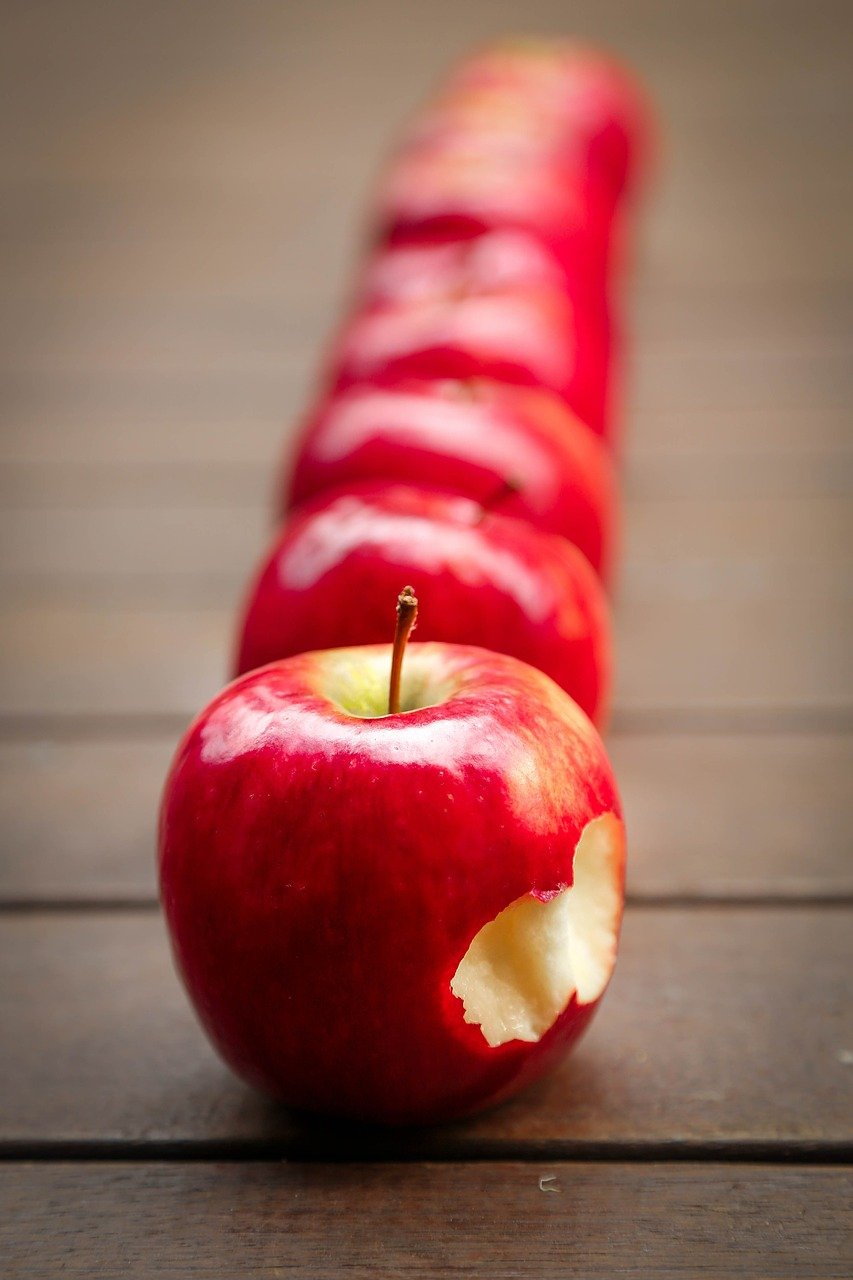 apples, fruits, red-634572.jpg